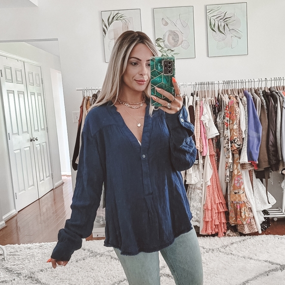 Free people navy blue cotton v neck long sleeve oversized top NWT - Picture 4 of 11